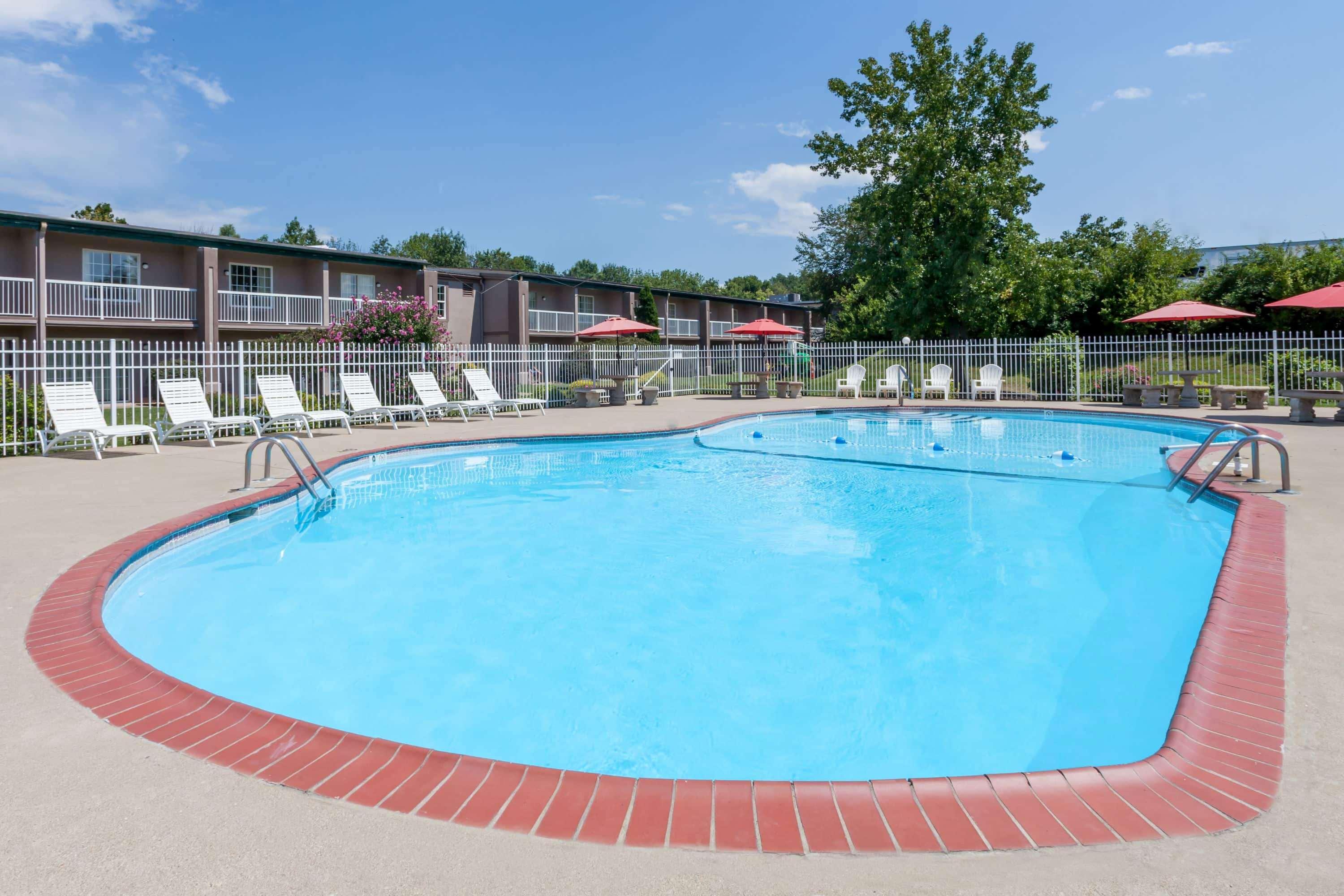 Days Inn & Suites By Wyndham Lexington Eksteriør bilde